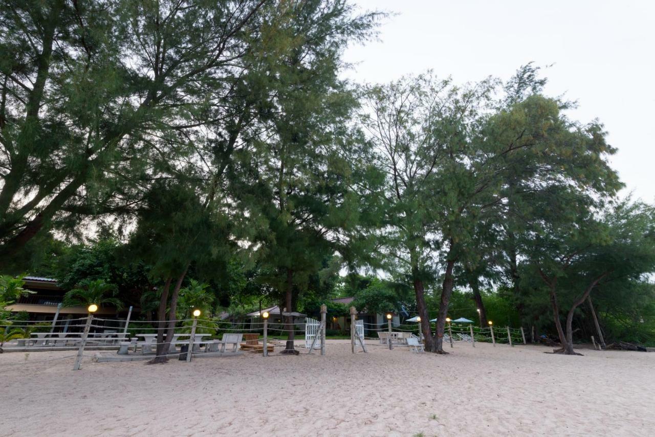Villa Baan Kratom Tong By The Sea Cha-Am Exterior foto
